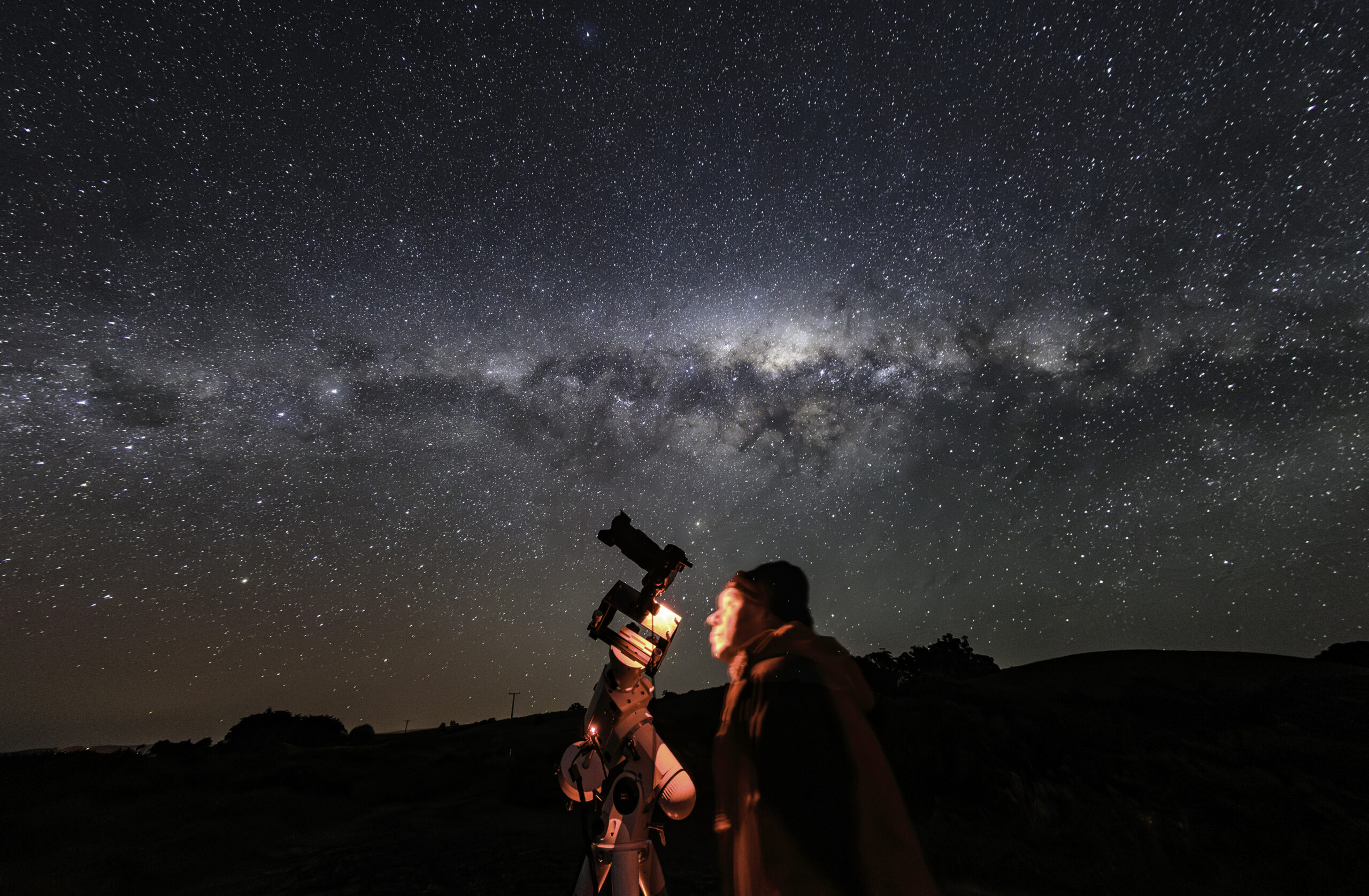 Galactic Core photo by Dr. Ian Griffin, Director at the Tūhura Otago Museum in Southern New Zealand.  November 2023
